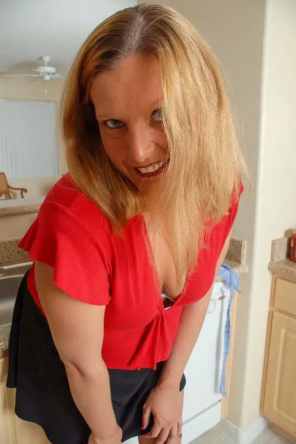 Claudia (Bademeisterin) mag einfach nur Sex